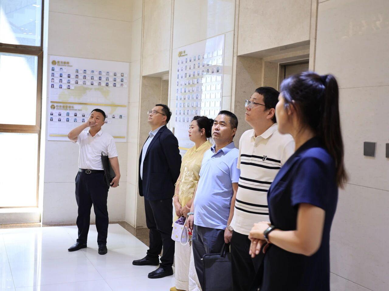 携手同行启新篇 法治护航促发展|盈科呼和浩特与乌兰察布市集宁南站影视文化发展有限公司达成战略合作